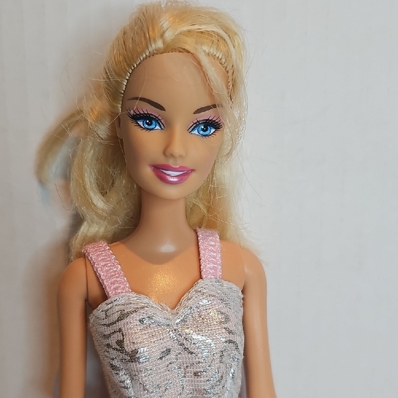 Barbie Doll with Pink and Silver Dress - Picture 2 of 5